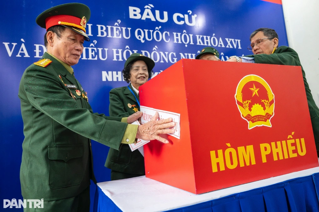  không đi bầu cử có bị phạt không